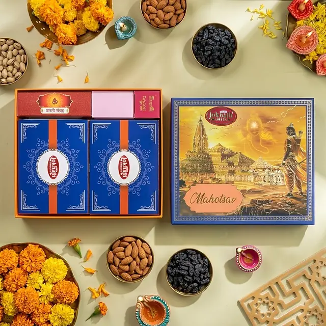 Mahotsav Hamper, open, seen from above
